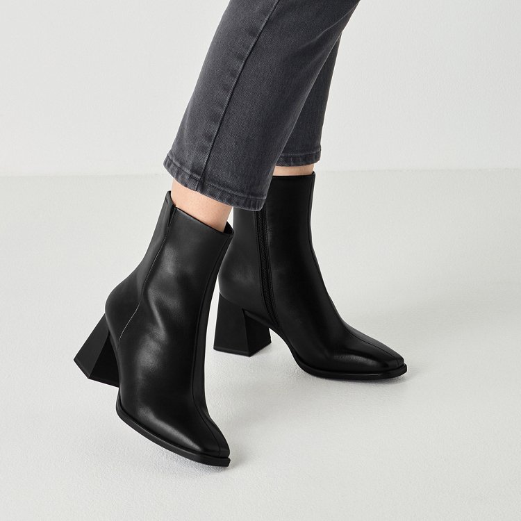 Tamaris Δερμάτινο Ψηλό Μποτάκι 1-25392-47 003 Black Leather
