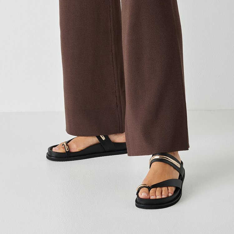 Tamaris Δερμάτινo Flat Sandal 1-27415-46 001 Μαύρο