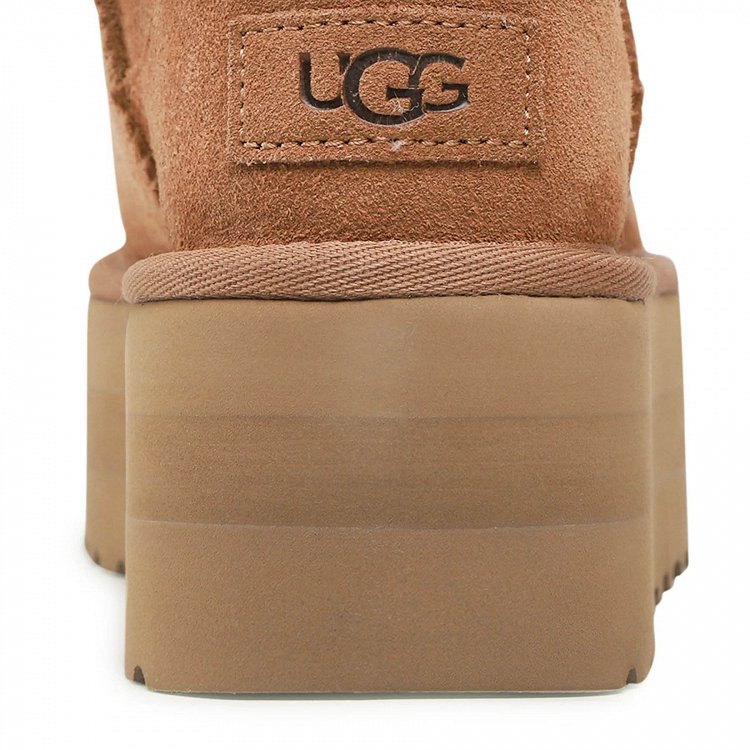 UGG W Classic Ultra Mini Platform 1135092 Che