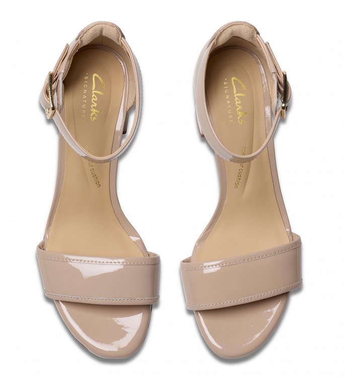 Clarks Δερμάτινο Πέδιλο Ezoria Mae 26181299 Sand Patent