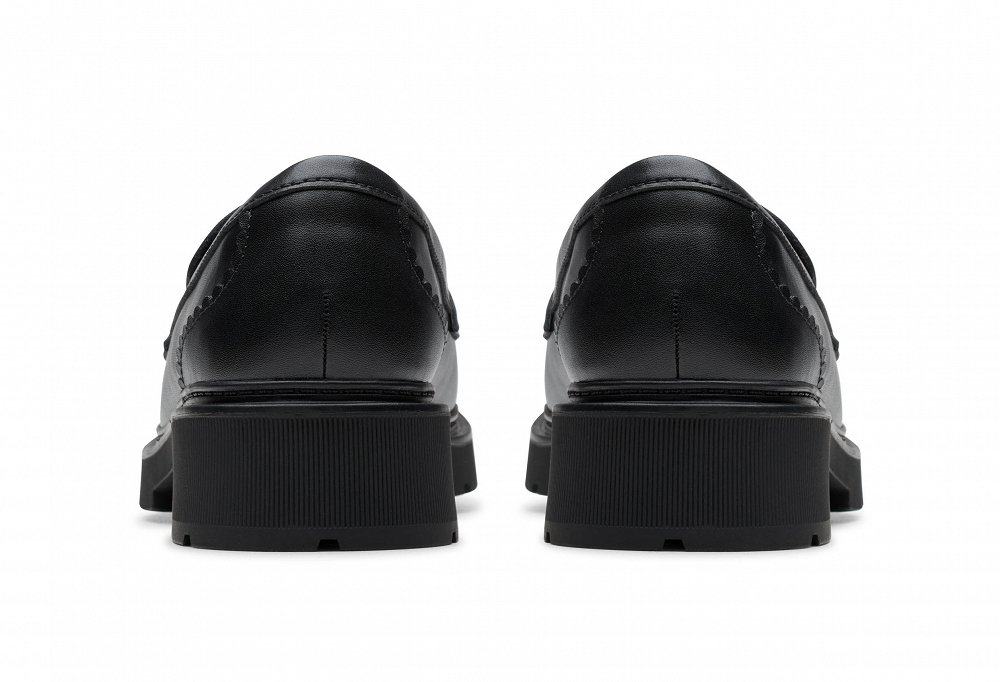 Clarks Γυναικείa Loafers Lauryl Tassel 26184357 Black Leather