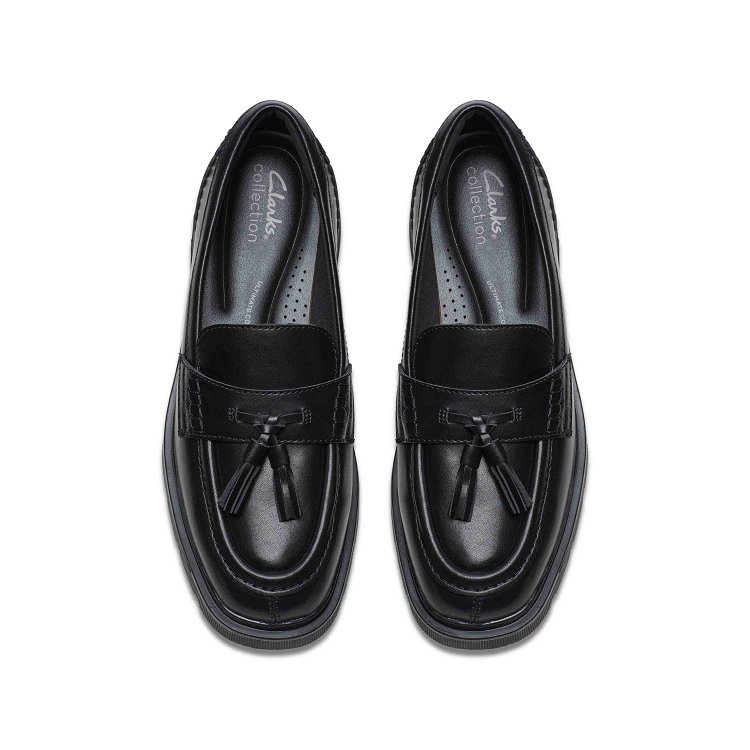 Clarks Γυναικείa Loafers Lauryl Tassel 26184357 Black Leather