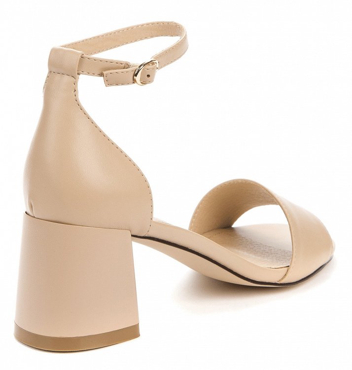 Betsy Πέδιλο 937048/05-02E Beige