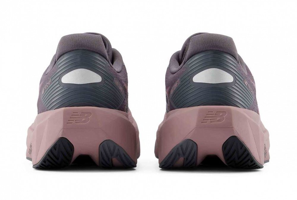 New Balance Γυναικείο Παπούτσι Running FuelCell Rebel v5 WFCX3WA Σομόν