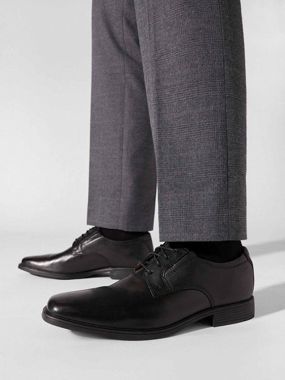 Clarks Tilden Plain 26110350 Black Leather