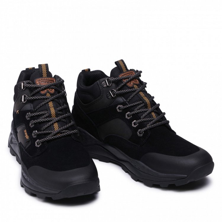 Wrangler Crossy Mid WM12100A 062 Black 