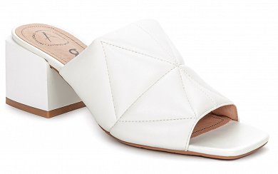 Betsy Mules 927043/02-04E White