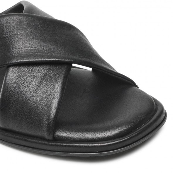Tamaris Flat Sandal 1-27112-28 001 Black