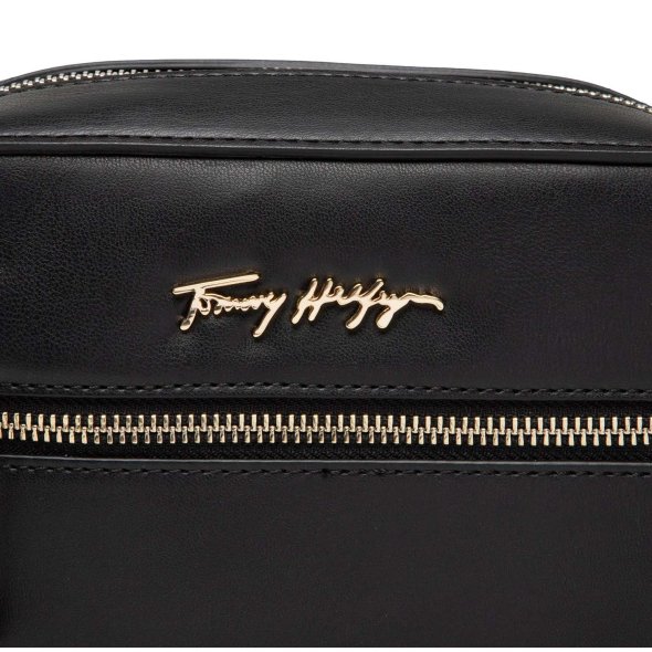 Tommy Hilfiger Iconic Tommy Camera Bag AW0AW12184 BDS Black