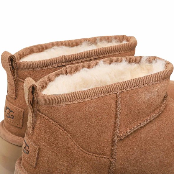 UGG W Classic Ultra Mini Platform 1135092 Che