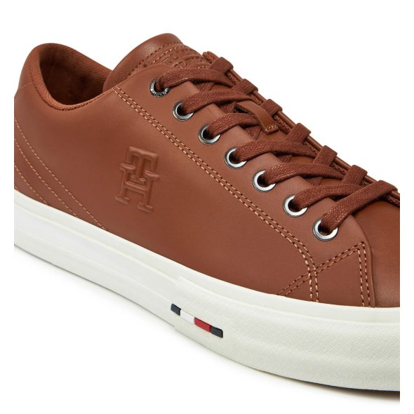 Tommy Hilfiger Th Hi Vulc Street Patch Leather Sneaker FM0FM05203 GVI Winter Cognac