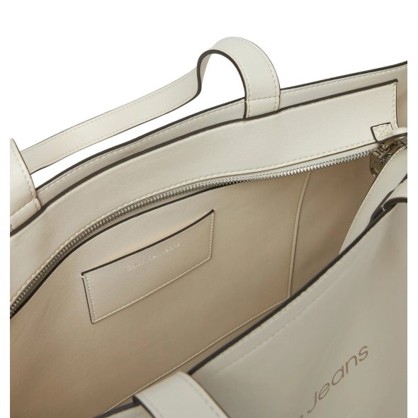 Calvin Klein Jeans Γυναικεία Τσάντα Sculpted Slim K60K612222 YAS Λευκό