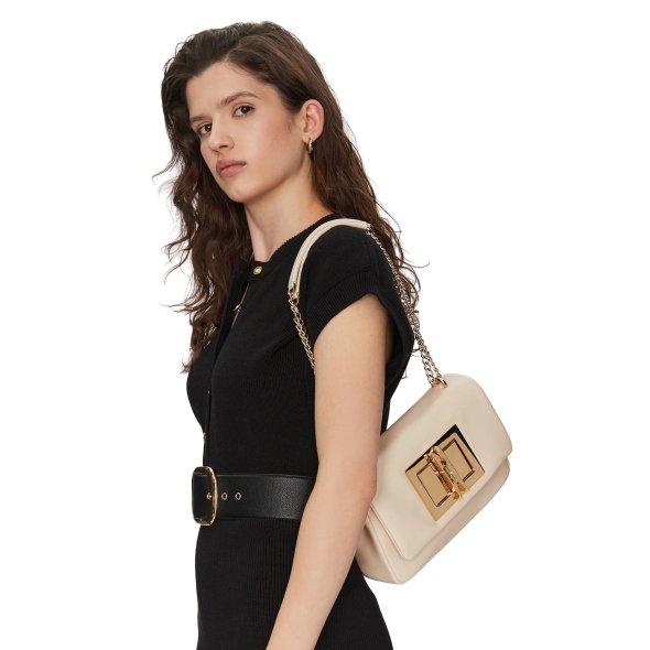LOVE MOSCHINO Γυναικεία Τσάντα JC4164PP1MLM0110 Εκρού