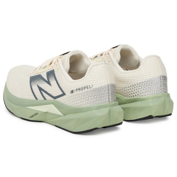 New Balance Ανδρικό Fuelcell Propel v5 MFCPRCA5 Λευκό