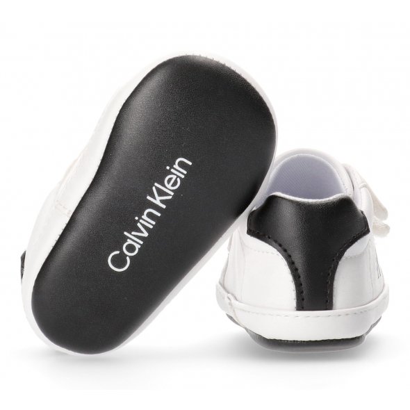 Calvin Klein Παπούτσια Αγκαλιάς V0B9-83145-1582 X002 Λευκό