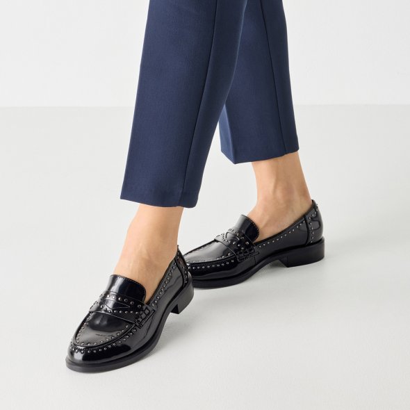 Tamaris Γυναικεία Loafers 1-24360-45 001 Μαύρο