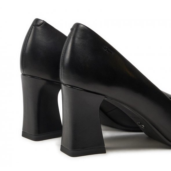 Tamaris Δερμάτινη Γόβα 1-22427-43 003 Black Leather