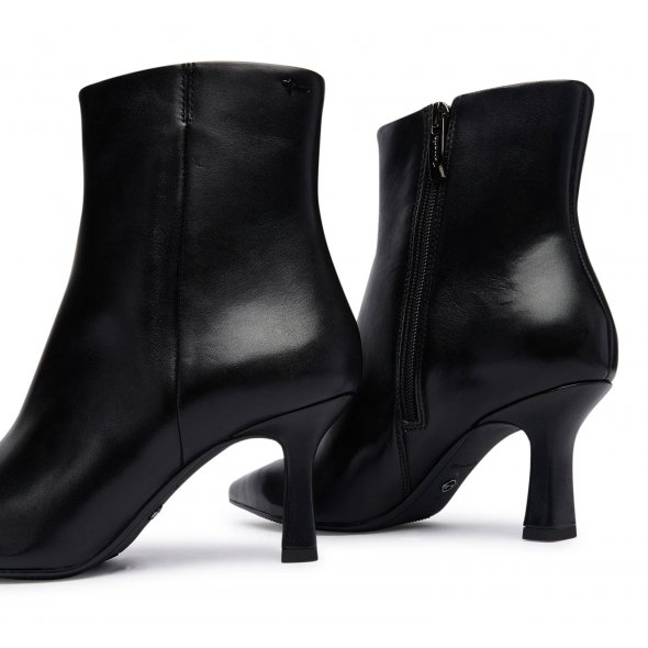 Tamaris Δερμάτινο Μποτάκι 1-25358-45 003 Black Leather