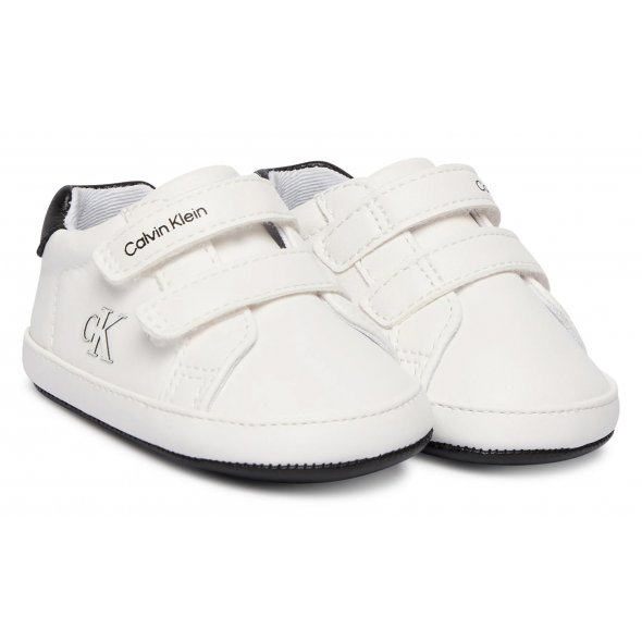 Calvin Klein Παπούτσια Αγκαλιάς V0B9-83273-1582 Λευκό