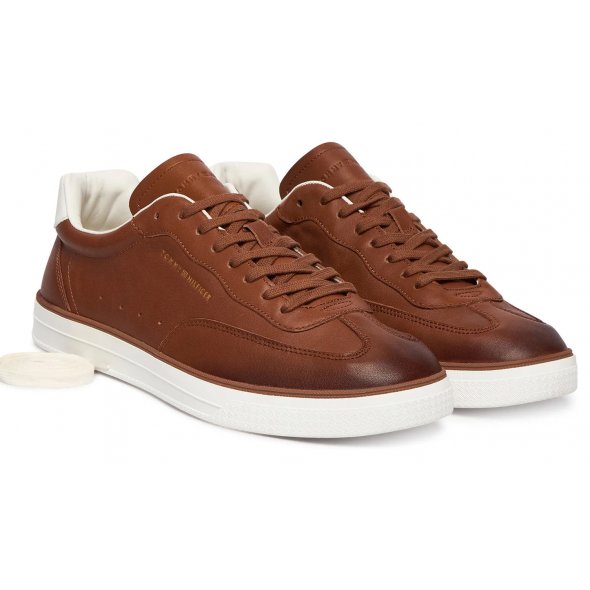 Tommy Hilfiger Ανδρικό Δερμάτινο Sneaker FM0FM05870 GU9 Ταμπά